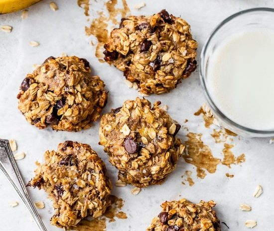 peanut-butter-oatmeal-protein-cookies