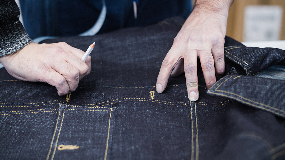 how-this-indie-denim-workshop-makes-high-end-jeans-with-the-rigor-of-bespoke-tailoring
