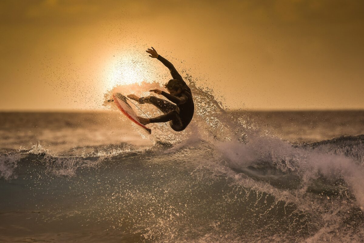 the-best-surfing-beaches-in-spain