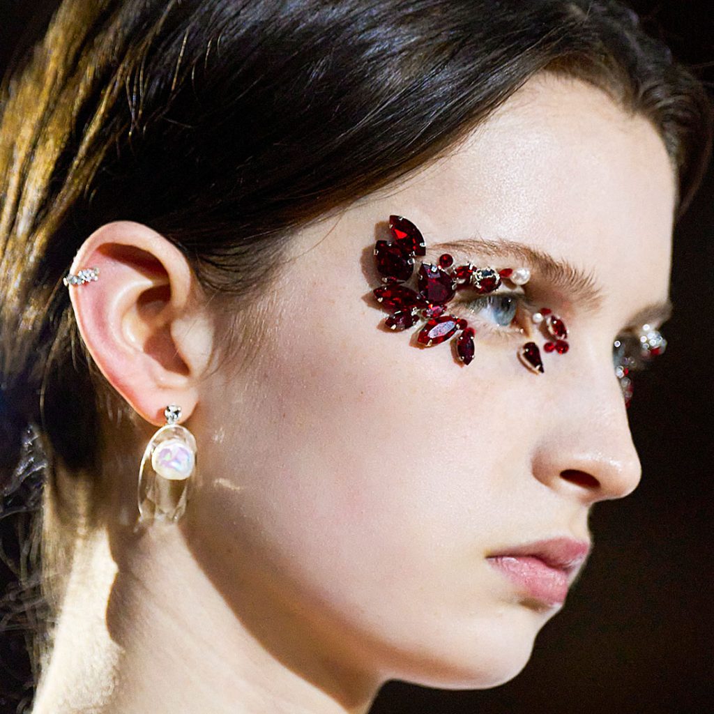 7-beauty-trends-from-fashion-month-that-we-can’t-stop-thinking-about