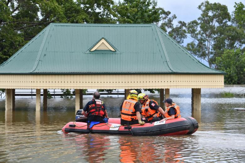 torrential-rains-hit-sydney;-flood-warnings-stretch-across-australia’s-east-coast