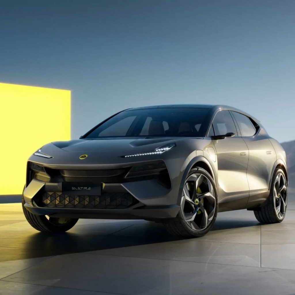 the-lotus-eletre-is-the-world’s-first-electric-hyper-suv