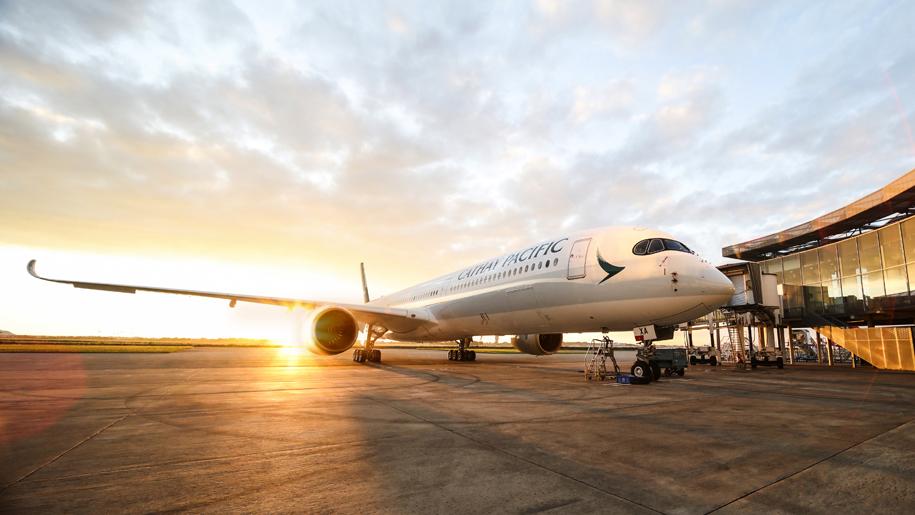 cathay-pacific-resumes-uk-hong-kong-flights