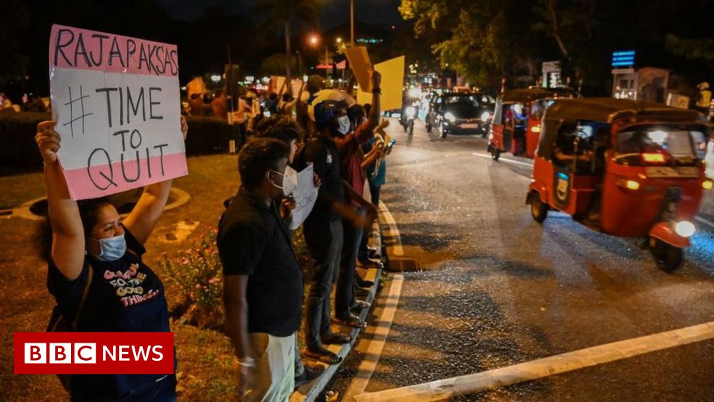 sri-lanka-imposes-state-of-emergency-amid-protests