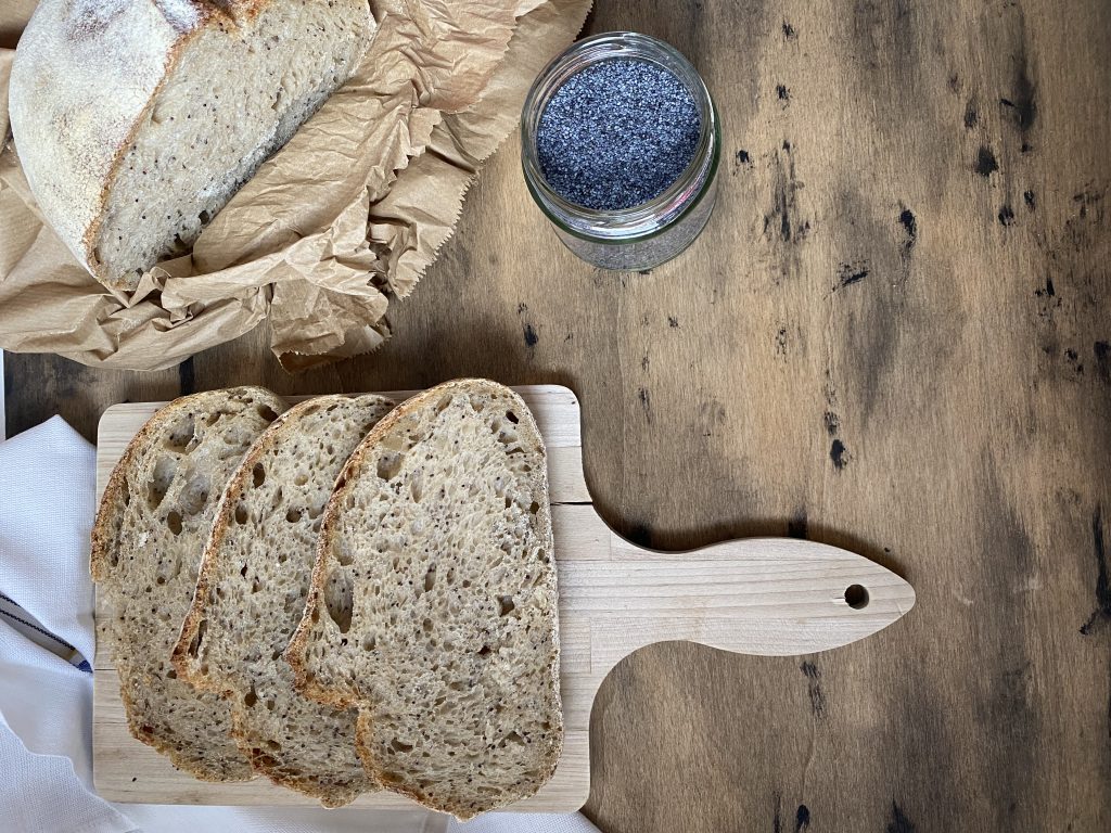 pane-a-lievitazione-naturale-semintegrale