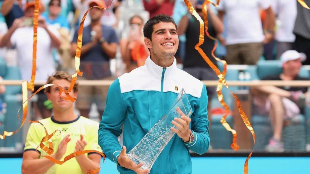 carlos-alacaraz-wins-his-first-masters-1000-title-in-miami,-becomes-youngest-champion-in-tournament-history