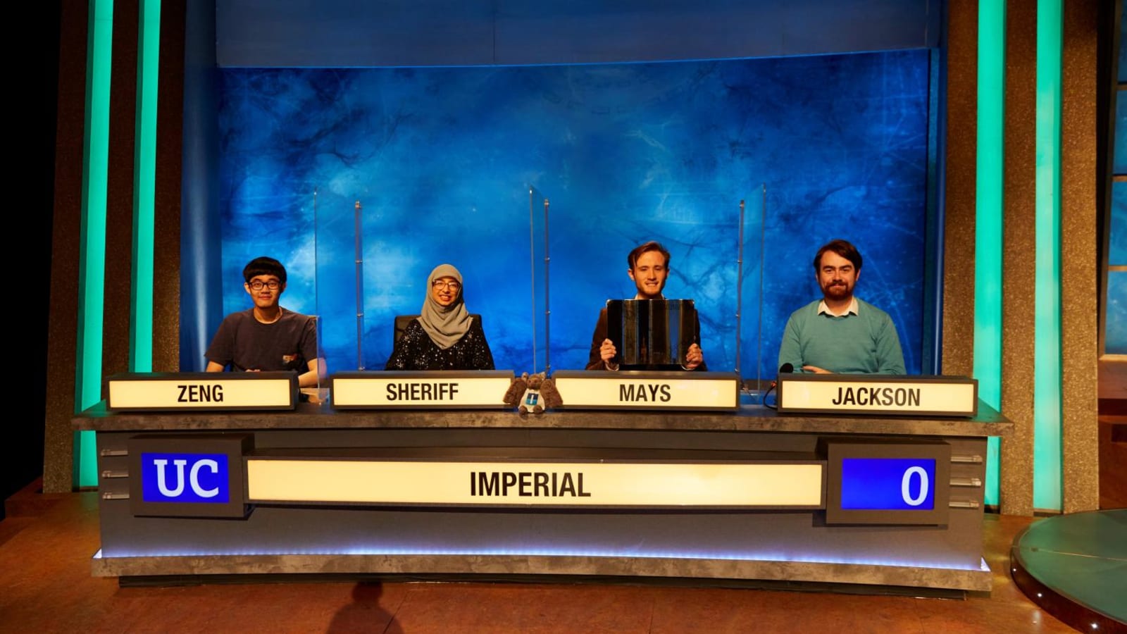 singaporean-student-max-zeng-helps-imperial-college-to-become-champions-of-bbc-tv’s-university-challenge