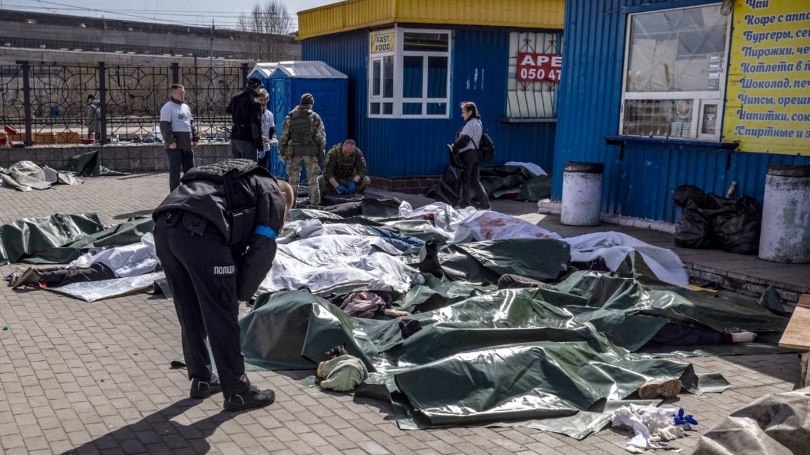 fifty-two-dead-in-station-bombing-as-civilians-flee-eastern-ukraine