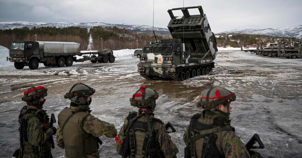 despite-russian-warnings,-finland-and-sweden-draw-closer-to-nato