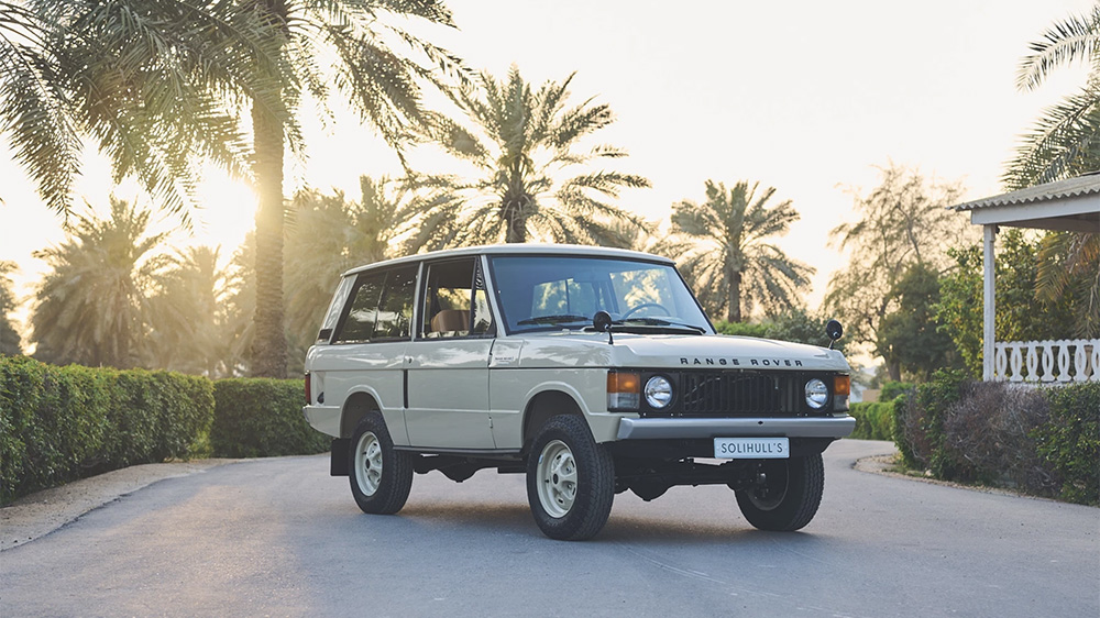this-restored-1972-series-1-range-rover-is-part-of-suv-history,-and-it’s-up-for-sale