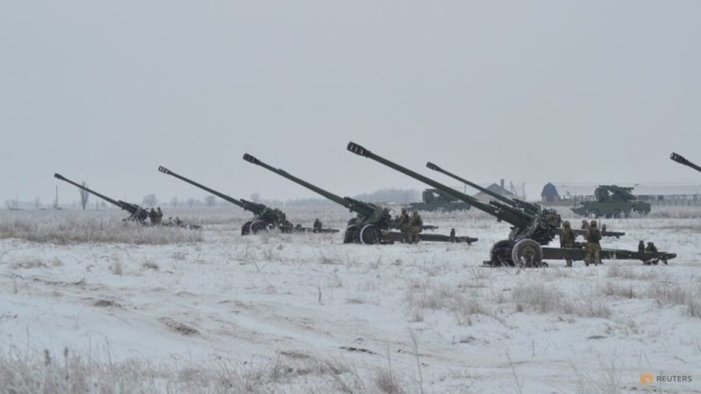 biden,-johnson,-trudeau-pledge-artillery-for-ukraine-in-battle-against-russia