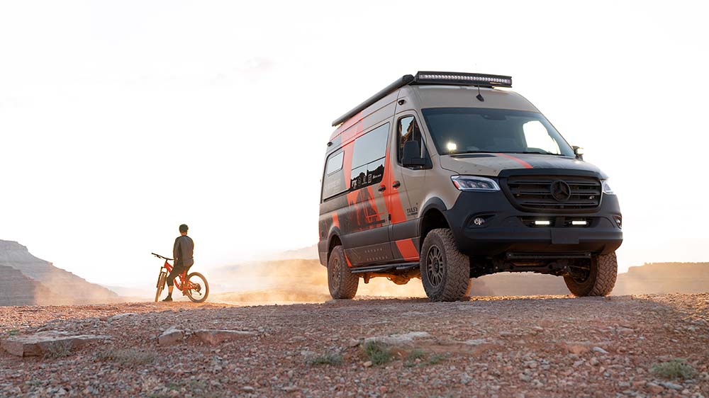 this-new-camper-van-has-its-own-bicycle-repair-shop—and-room-for-6-bikes