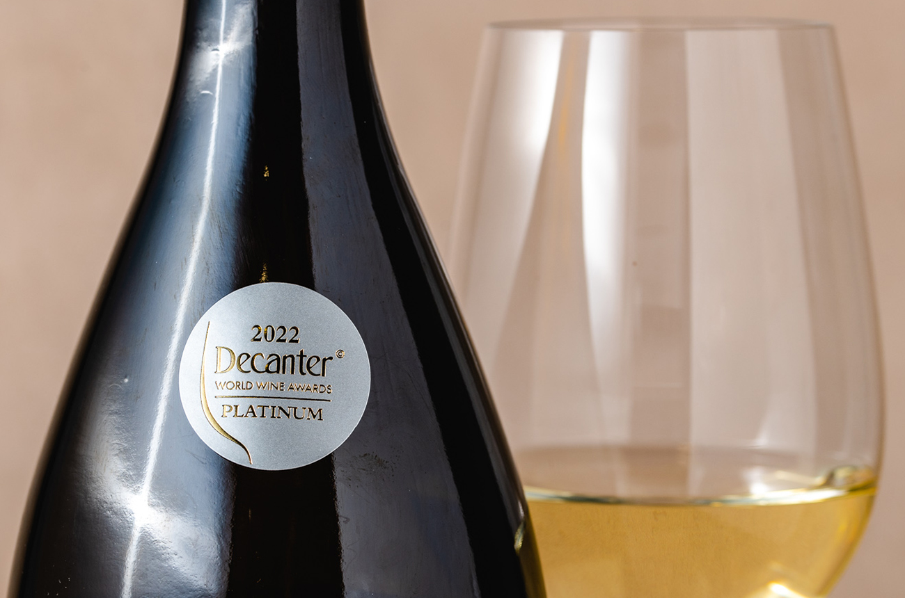 platinum:-the-97-point-wines-of-dwwa-2022