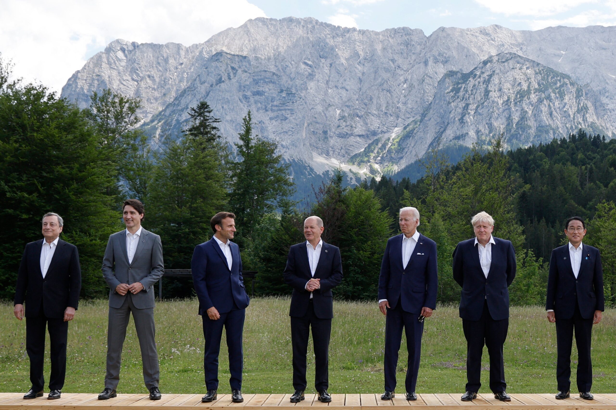 g7-politicians-reach-international-accord:-no-ties