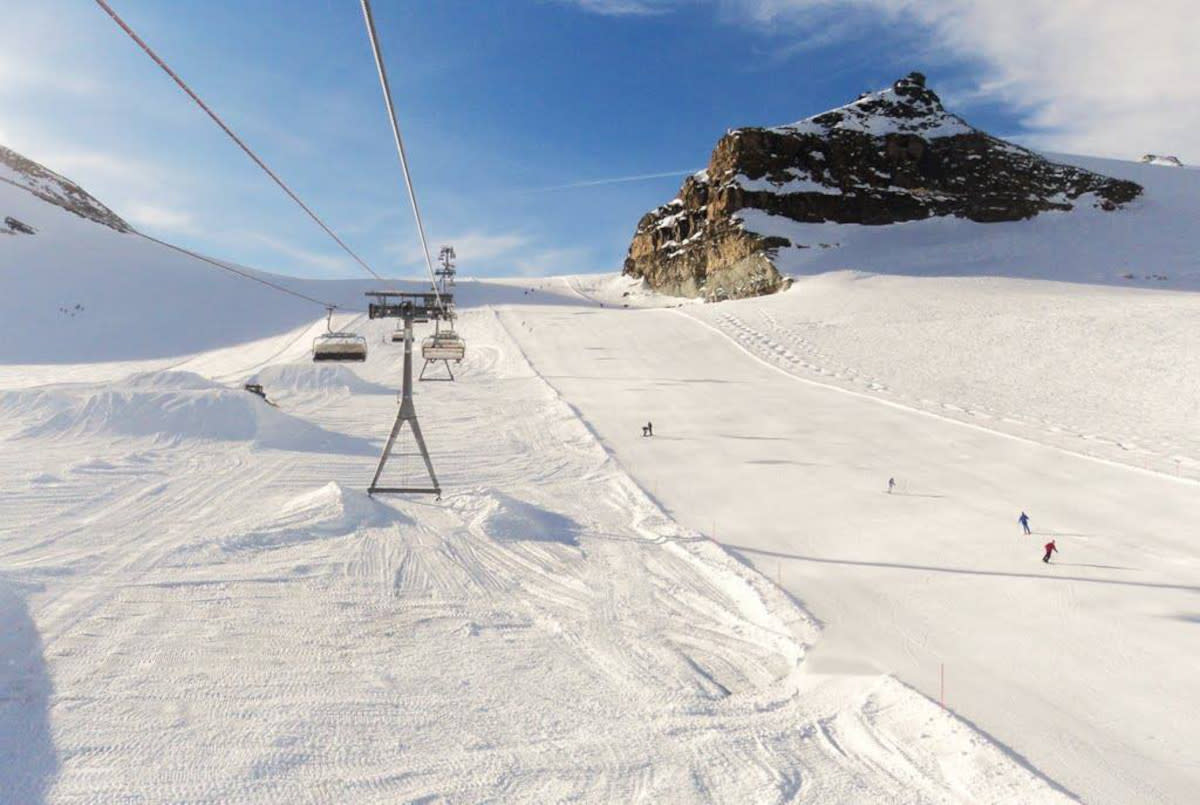 neve-sul-plateau-rosa,-il-video-del-ghiacciaio-svizzero-al-confine-con-la-valle-d’aosta