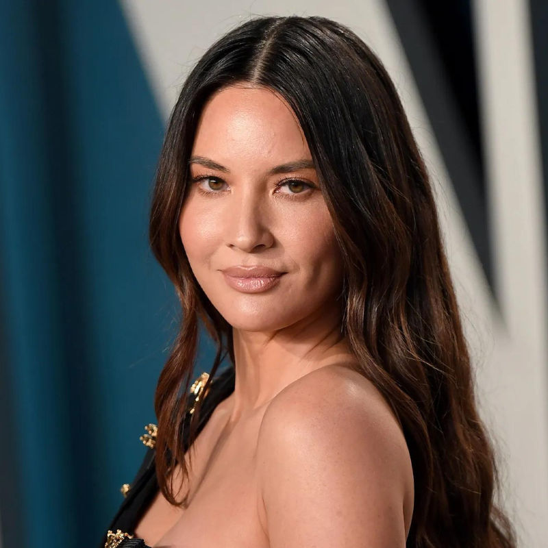 olivia-munn-got-real-about-the-pressure-to-‘snap-back’-after-giving-birth