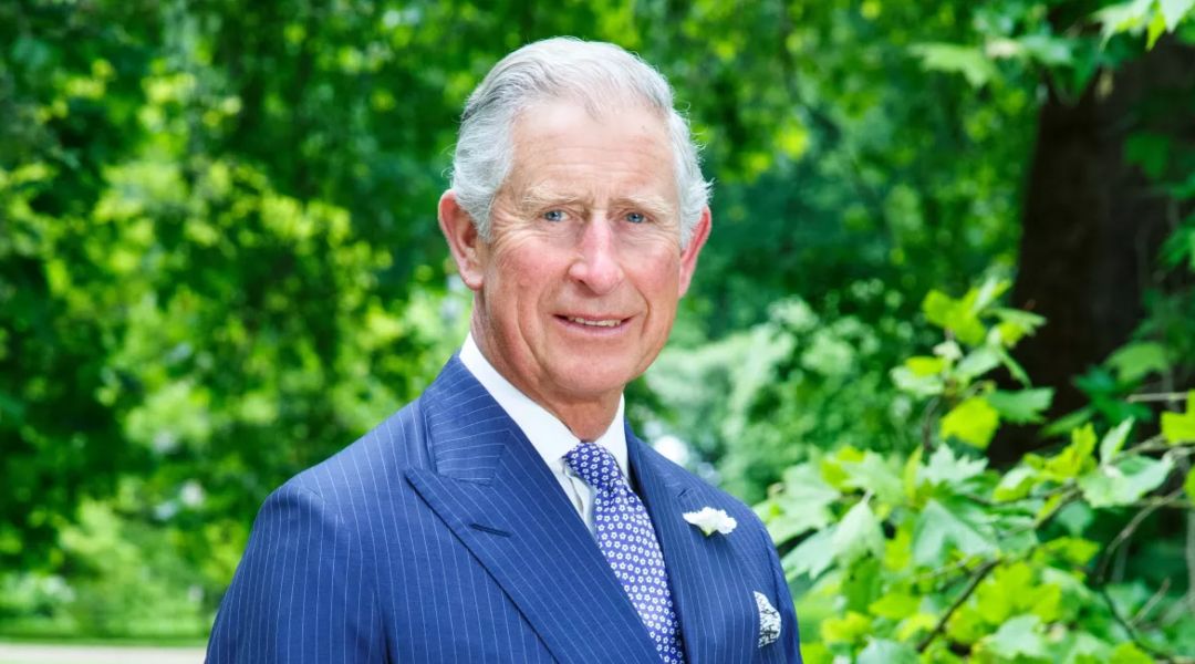 deal-or-no-deal:-clarence-house-responds-to-prince-charles-reportedly-accepting-suitcase-with-1-million-euros