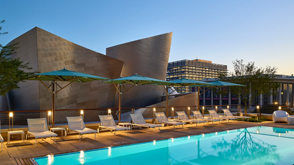 frank-gehry’s-new-la-apartments-overlook-the-walt-disney-concert-hall