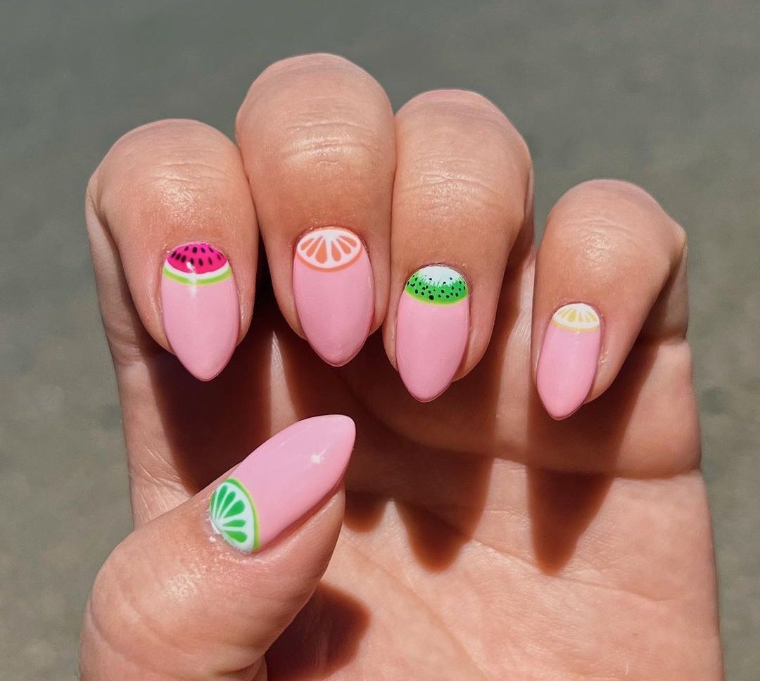10-summery-nail-art-ideas-to-try-this-july-2022