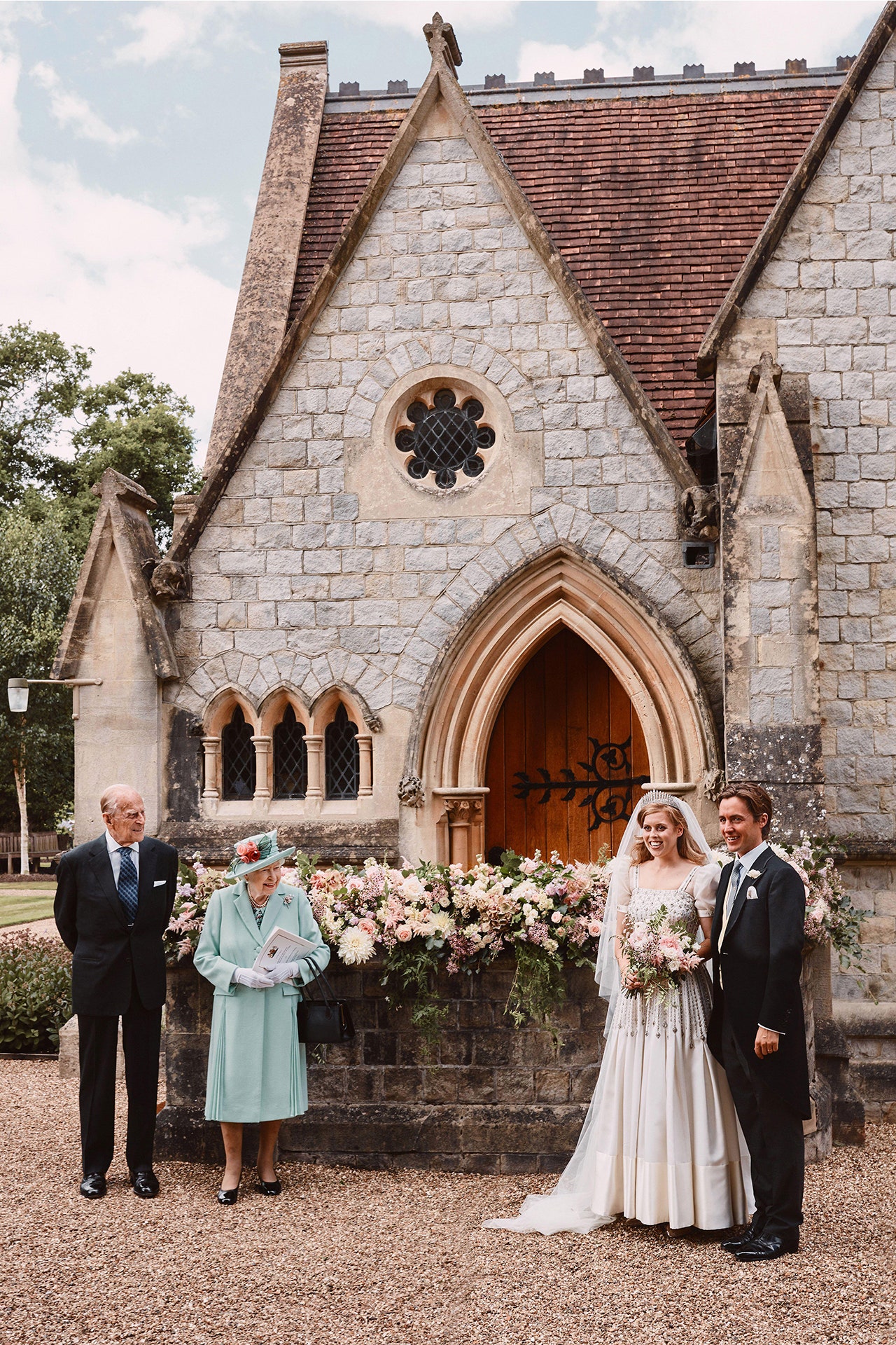 happy-2nd-anniversary-to-princess-beatrice-and-edoardo-mapelli-mozzi:-a-look-back-at-their-secret-royal-wedding