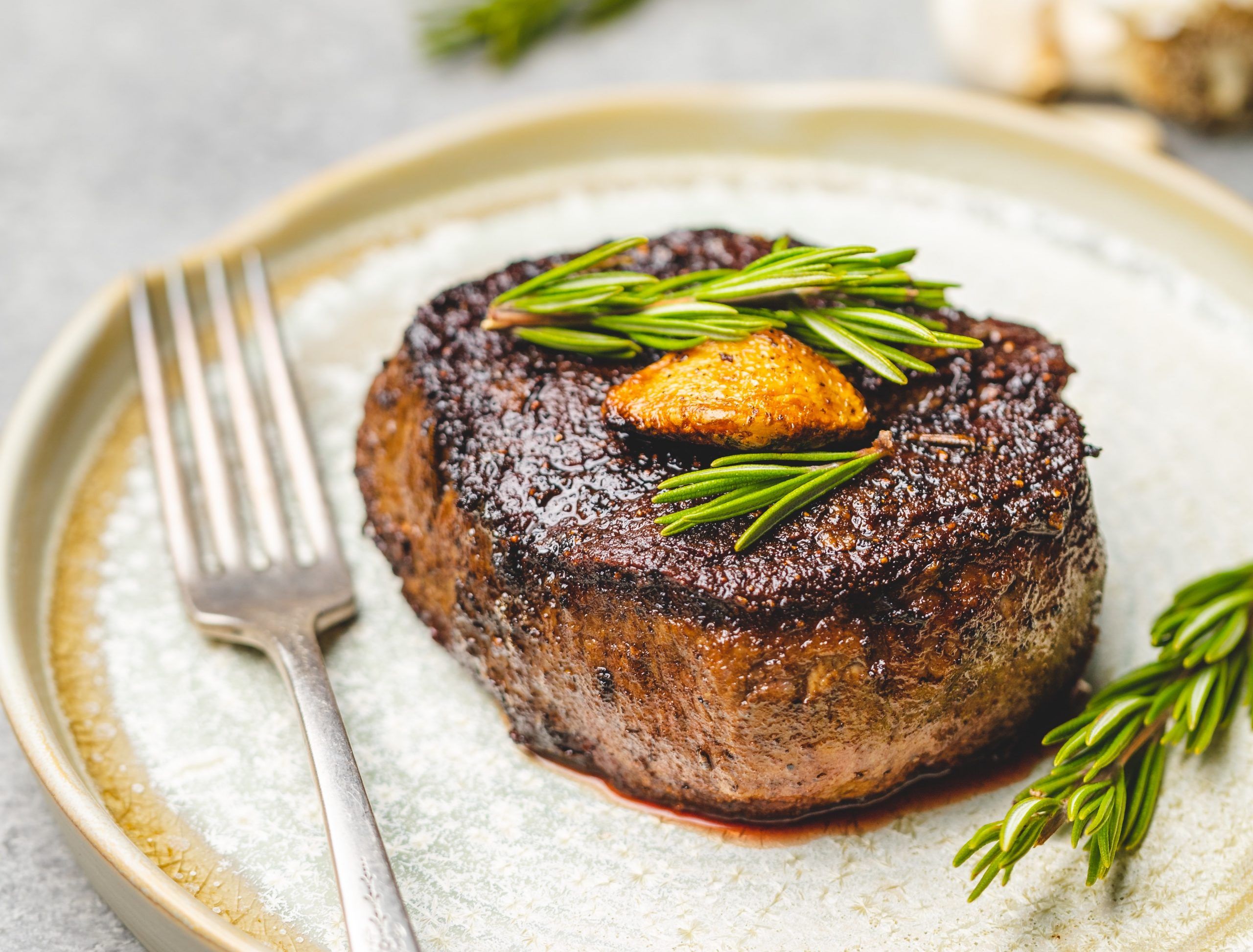 how-to-cook-the-perfect-steak,-according-to-chef-tyler-florence