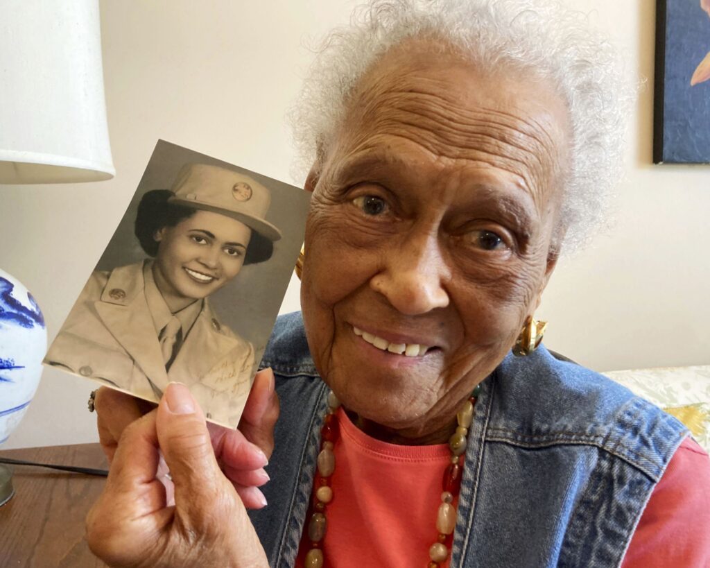 102-year-old-wwii-veteran-from-segregated-mail-unit-honored