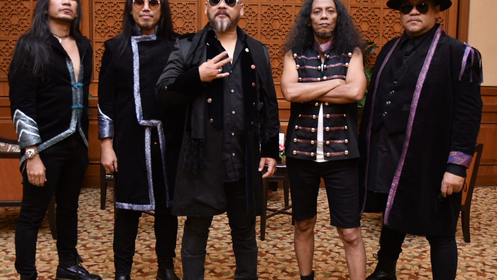 rock-on:-malaysian-band-wings-to-perform-at-f1-singapore-grand-prix