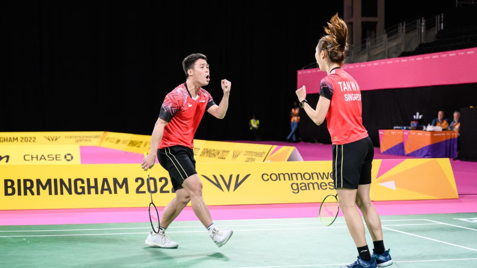 singapore’s-jessica-tan,-terry-hee-book-place-in-commonwealth-games-badminton-mixed-doubles-final