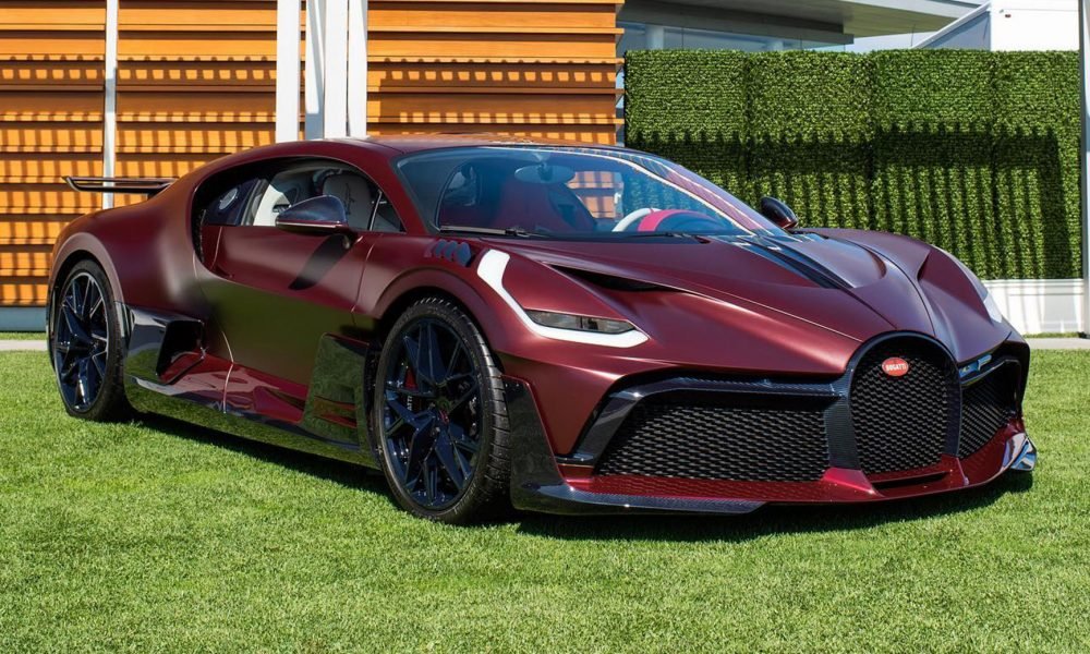 some-shocking-facts-about-bugatti-divo-–-cash-roadster