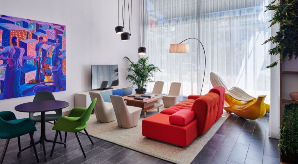 citizenm-hotels-debuts-second-us-location-in-washinton-–-the-luxury-editor