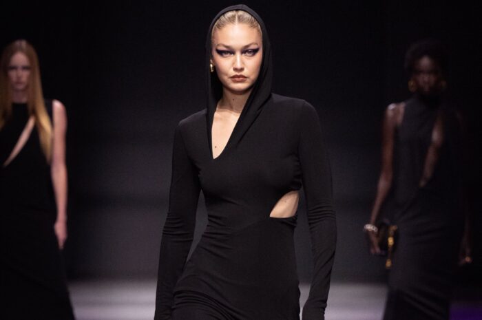 9-best-looks:-versace-spring-summer-2023-is-a-reflection-of-the-dark-gothic-goddess
