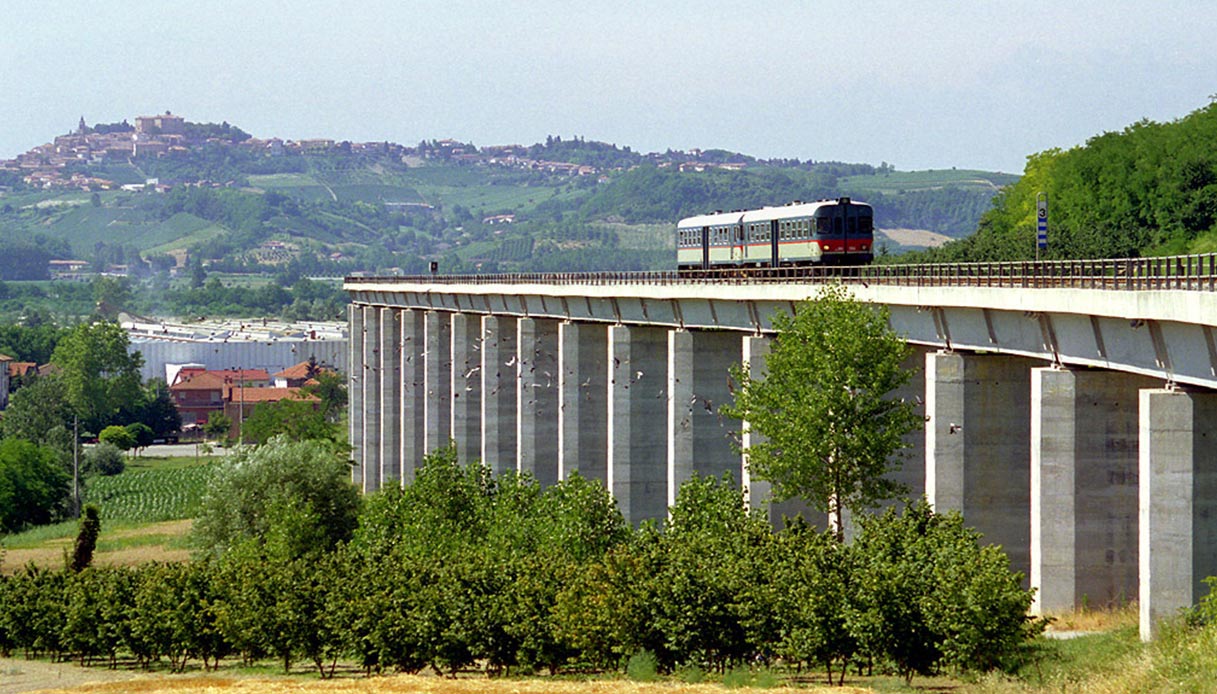 riparte-il-treno-storico-sulla-ferrovia-del-basso-monferrato