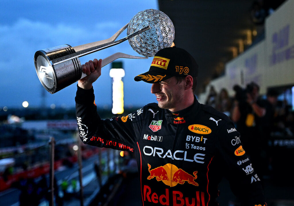 red-bull's-max-verstappen-is-officially-crowned-the-f1-2022-world-champion-title