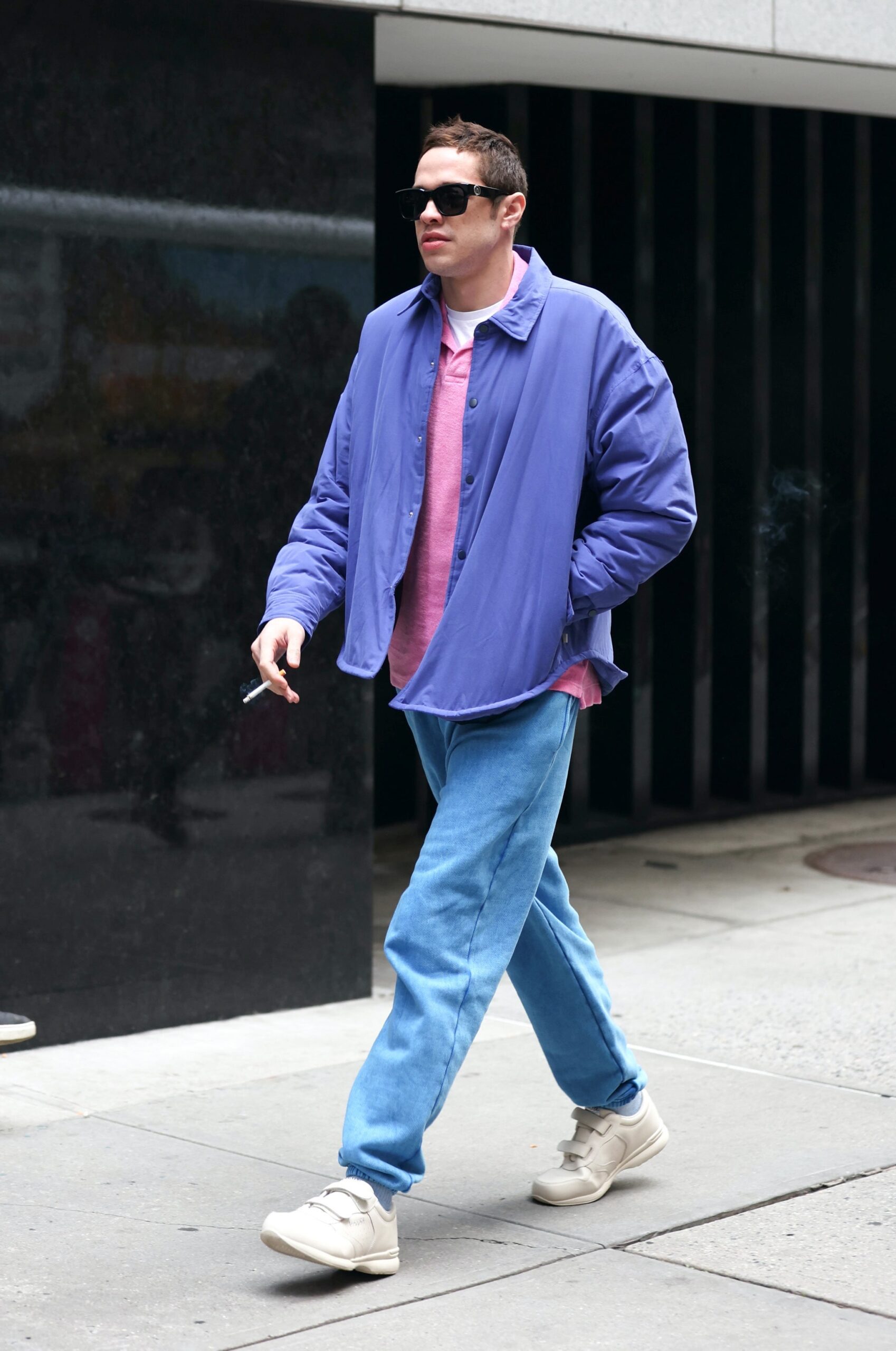 don’t-worry,-pete-davidson-is-still-dressing-like-pete-davidson