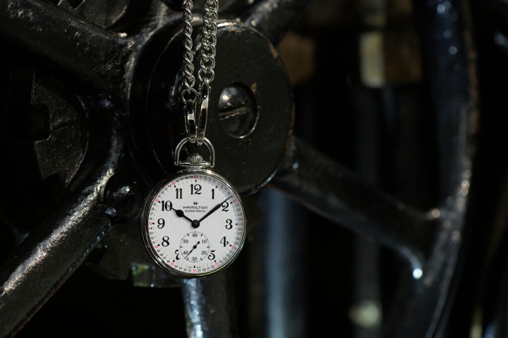 hamilton-unveils-limited-edition-pocket-watch-–-first-class-watches-blog