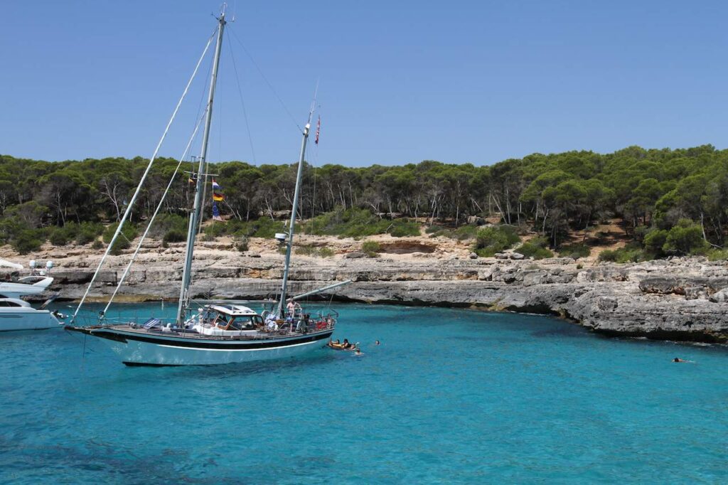 cruise-review:-vita-bel-ii-classic-yacht,-cala-d’or,-mallorca