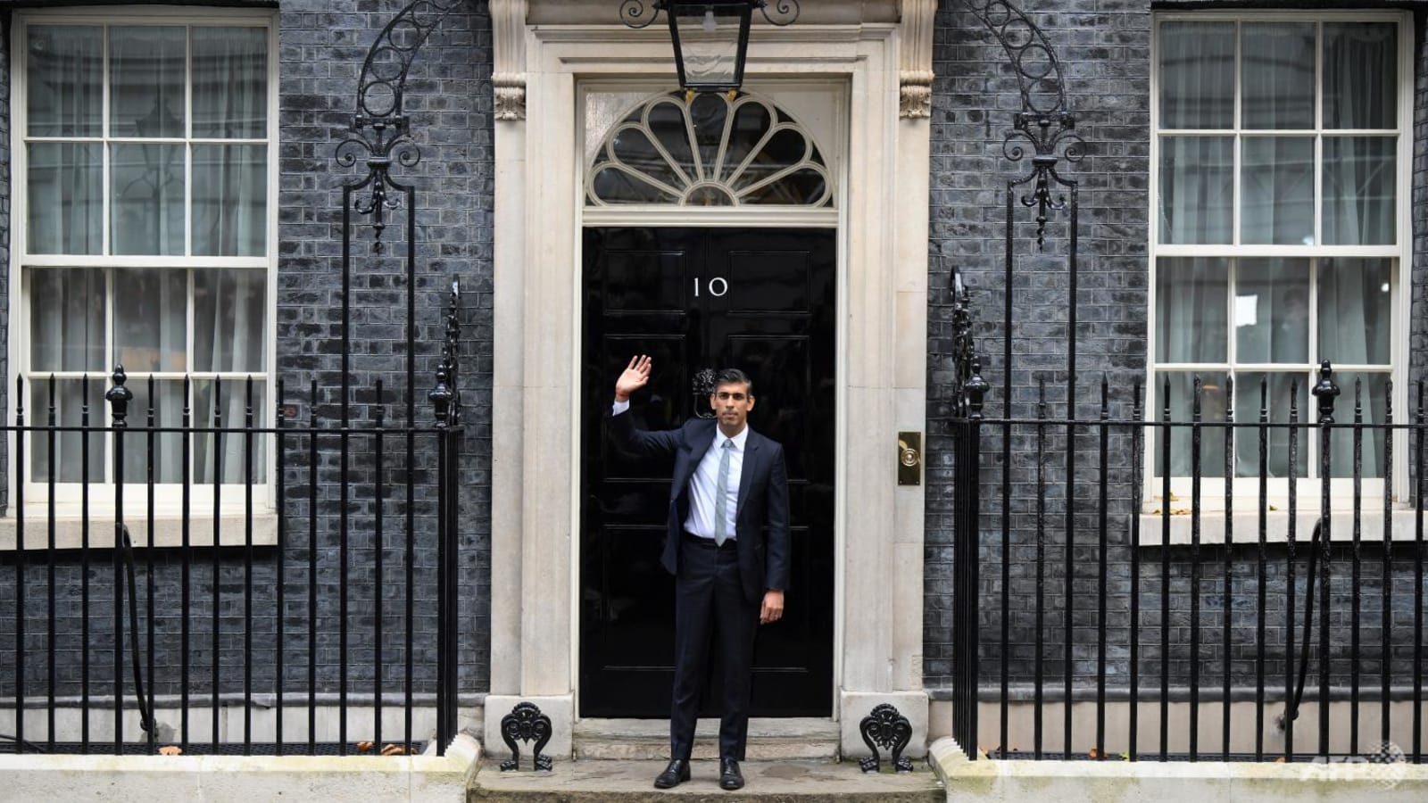 5-things-to-know-about-rishi-sunak,-britain’s-first-asian-prime-minister