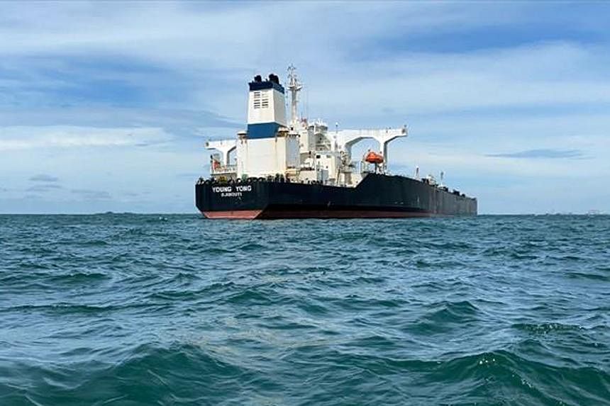 us-allows-some-transactions-to-free-sanctioned-oil-tanker-stranded-in-indonesia