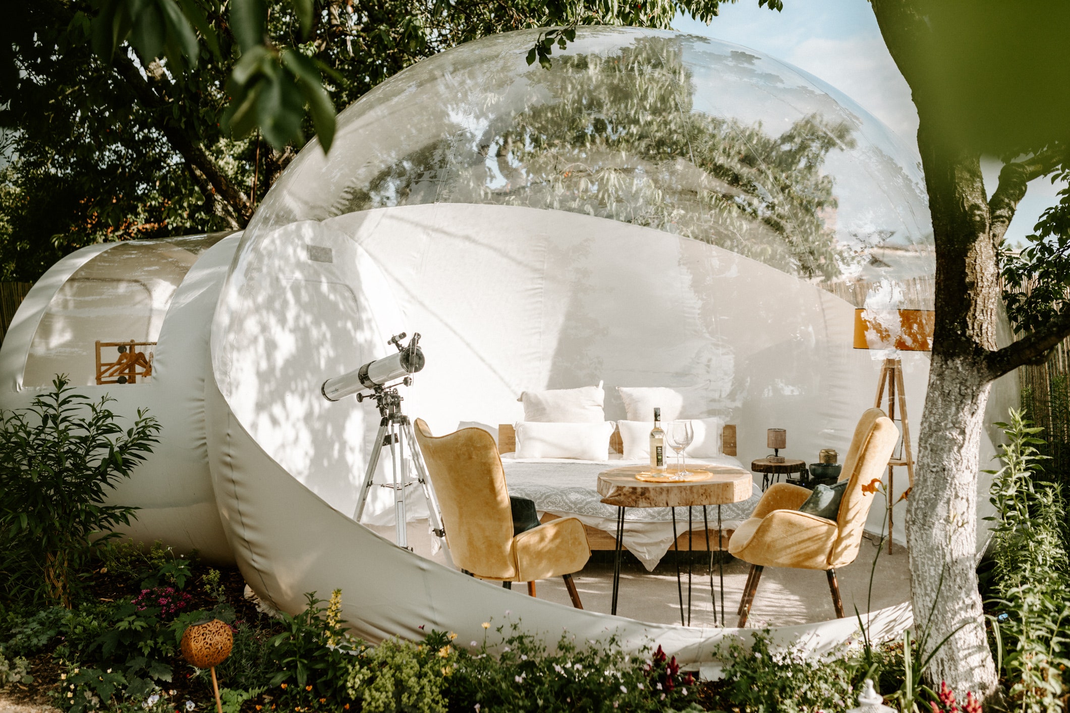 dormire-in-un-igloo-con-airbnb:-10-case-trasparenti-per-un’esperienza-sotto-le-stelle