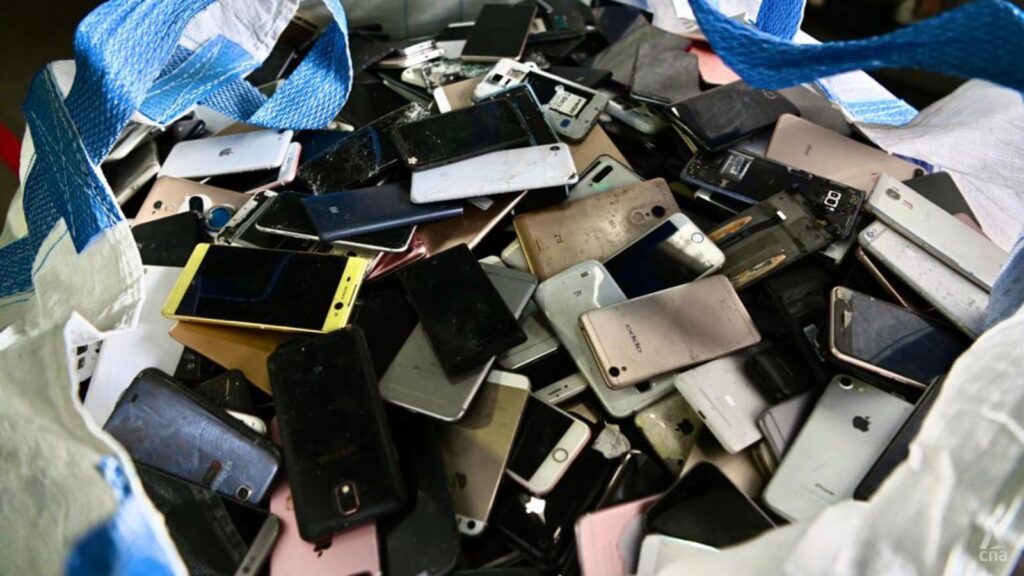 what-happens-to-your-old-mobile-phones-after-you-put-them-in-e-waste-bins