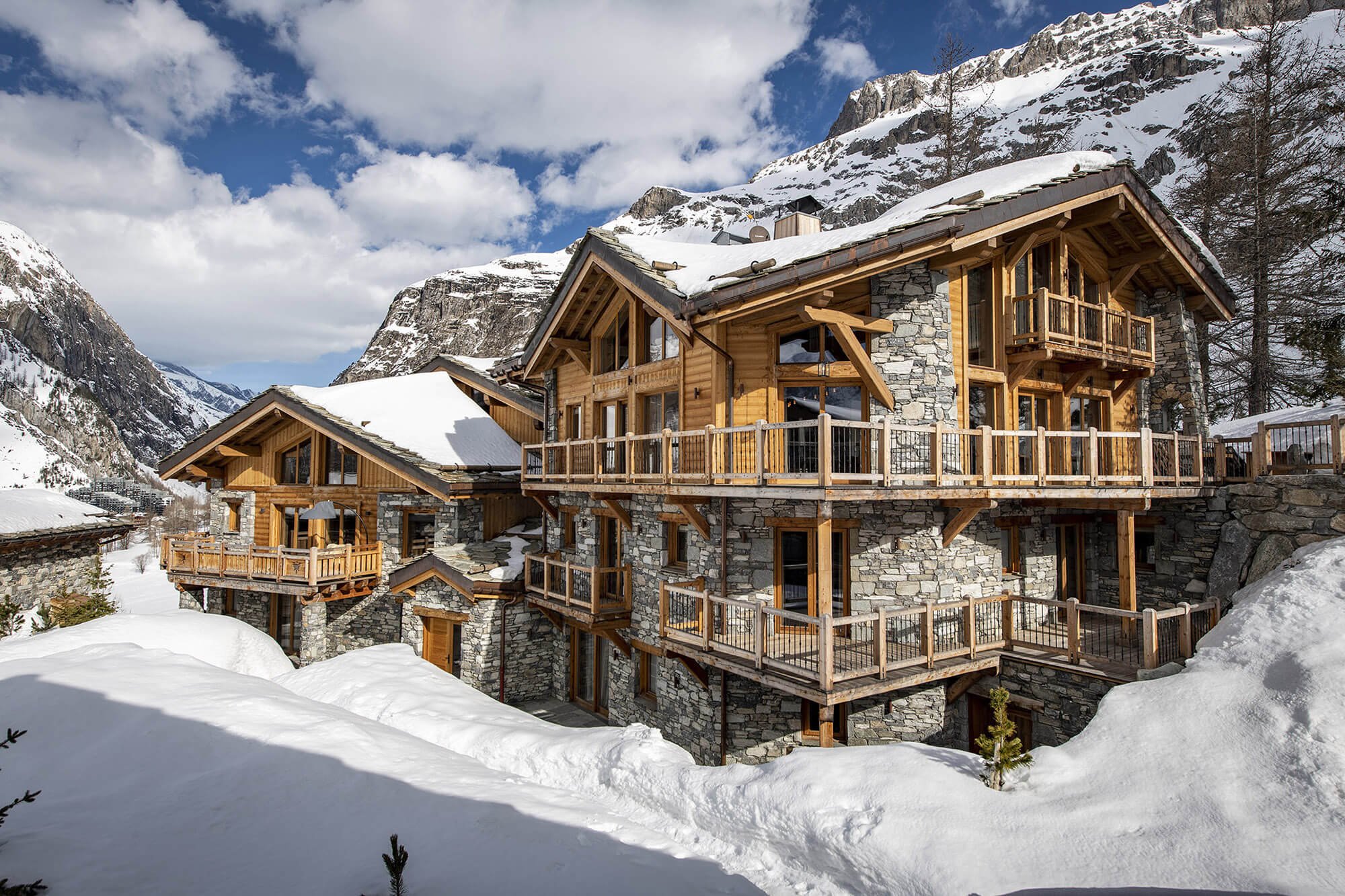 the-chalet-of-your-dreams-is-located-in-val-d'isere,-la-balme