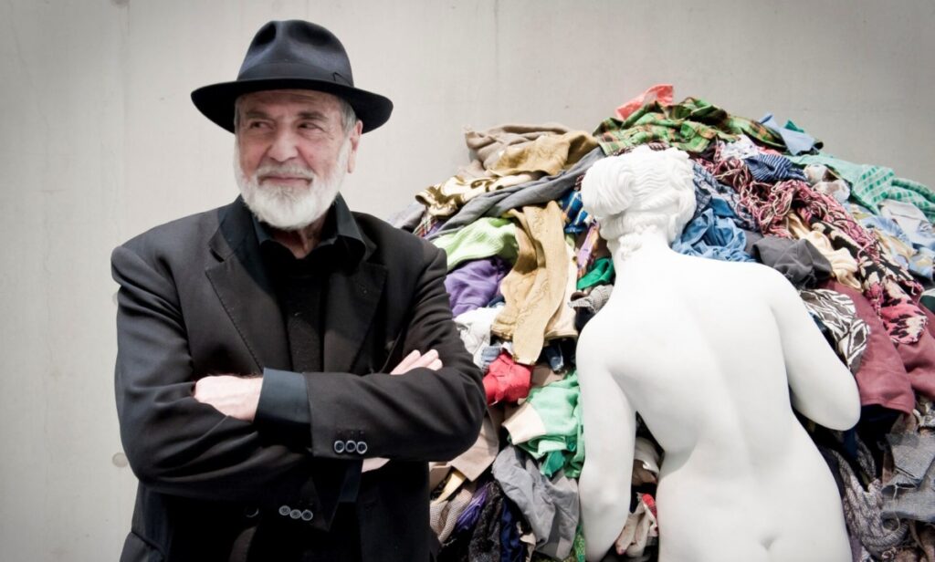 michelangelo-pistoletto-al-chiostro-del-bramante