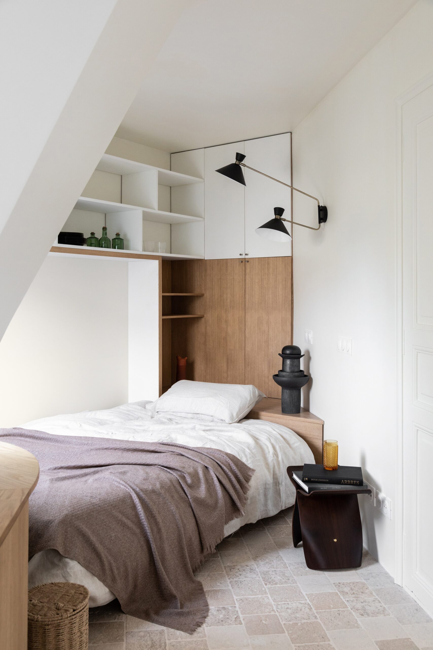 divano-letto:-architetti-e-interior-designer-vi-spiegano-come-eliminarlo-per-sempre-da-un-piccolo-spazio