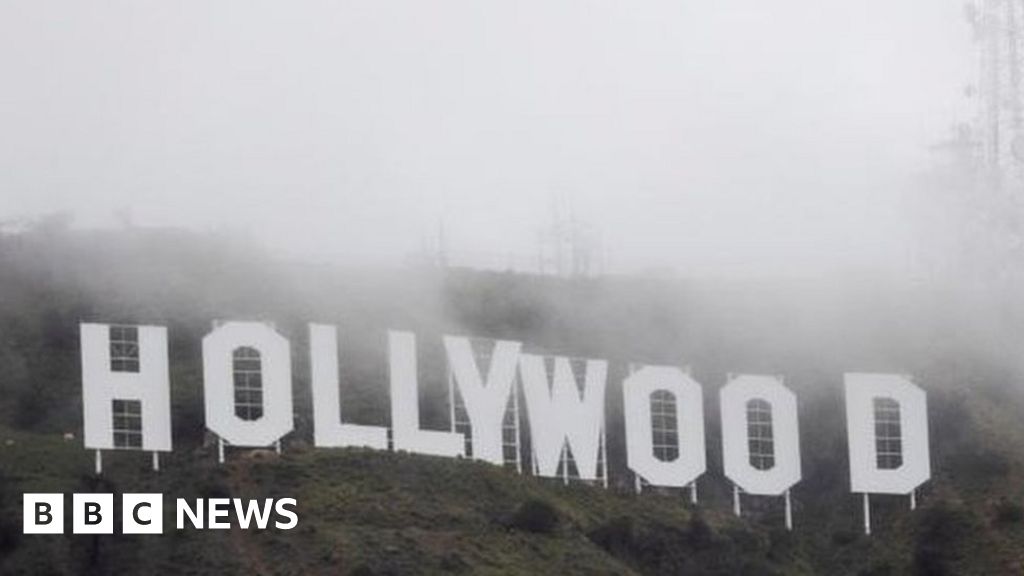 rare-snow-dusts-hollywood-sign-as-winter-storm-tightens-grip