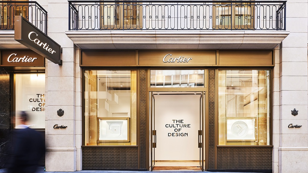 a-new-cartier-pop-up-celebrates-the-maison's-history-of-design-innovation