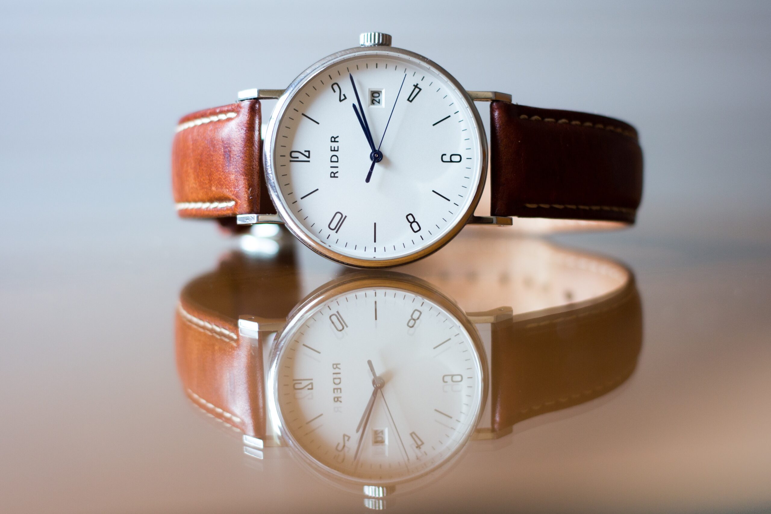 top-5-men's-dress-watches-2023-–-first-class-watches-blog
