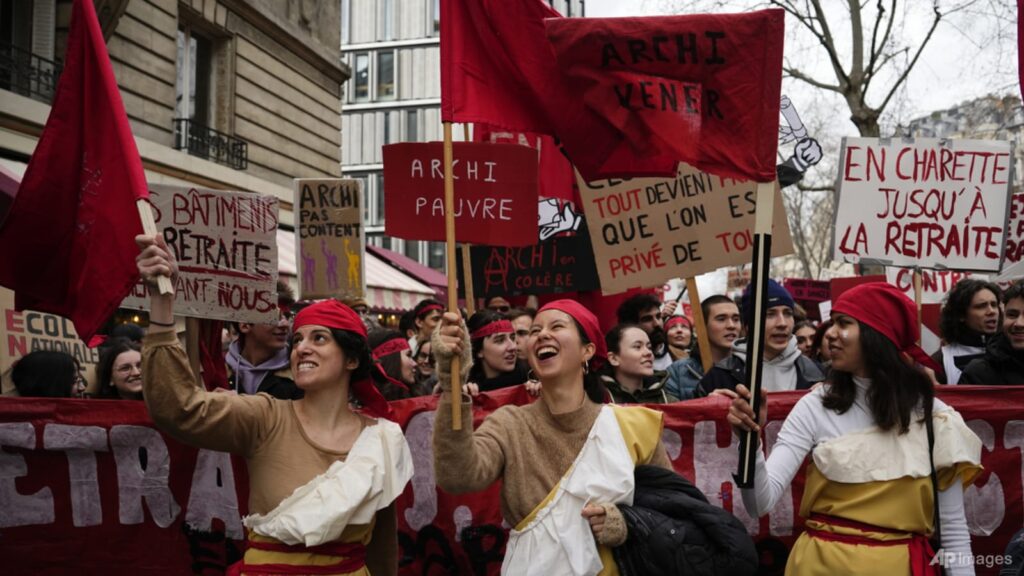 proposed-changes-to-french-pension-system-could-disadvantage-women,-say-feminist-groups