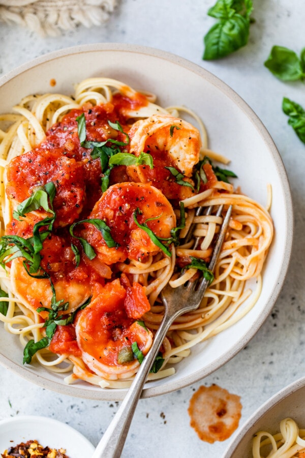 linguini-and-shrimp-fra-diavolo