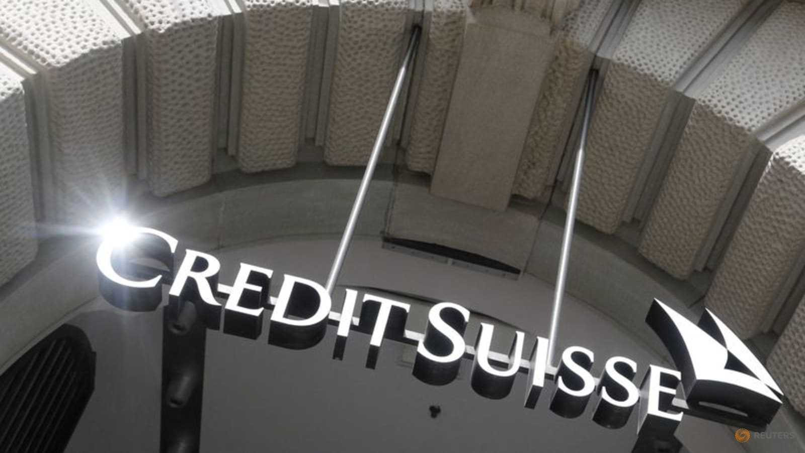 credit-suisse-is-in-crisis.-what-went-wrong?