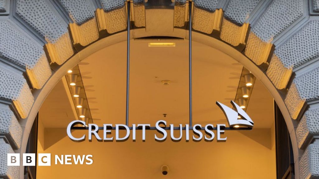 credit-suisse-bank:-ubs-is-in-talks-to-take-over-its-troubled-rival